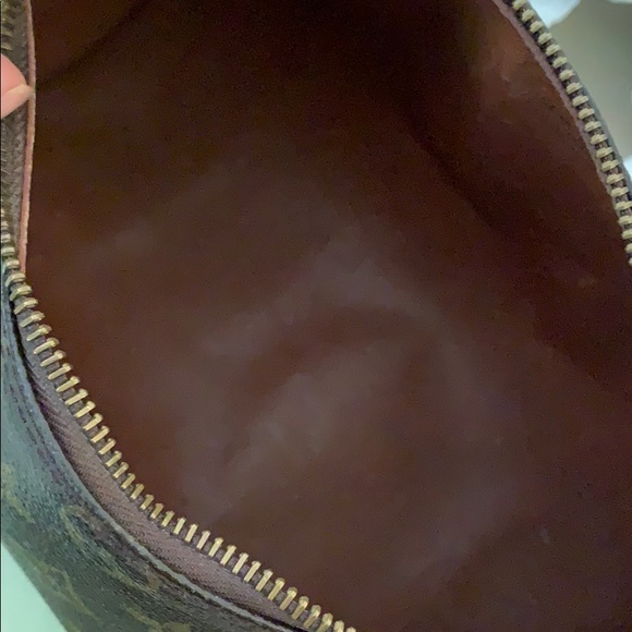 Authentic Louis Vuitton papillon 26 - Picture 10 of 16
